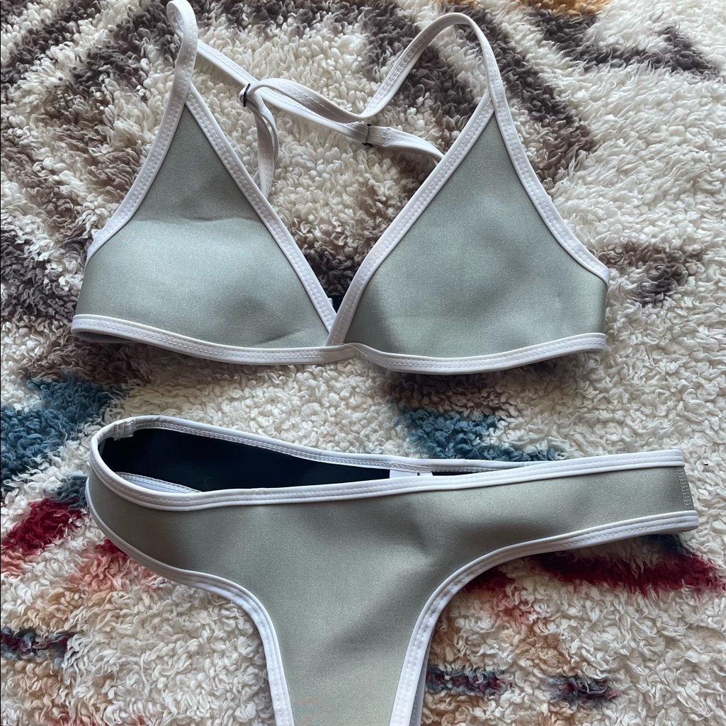 Brand New Hoaka Set